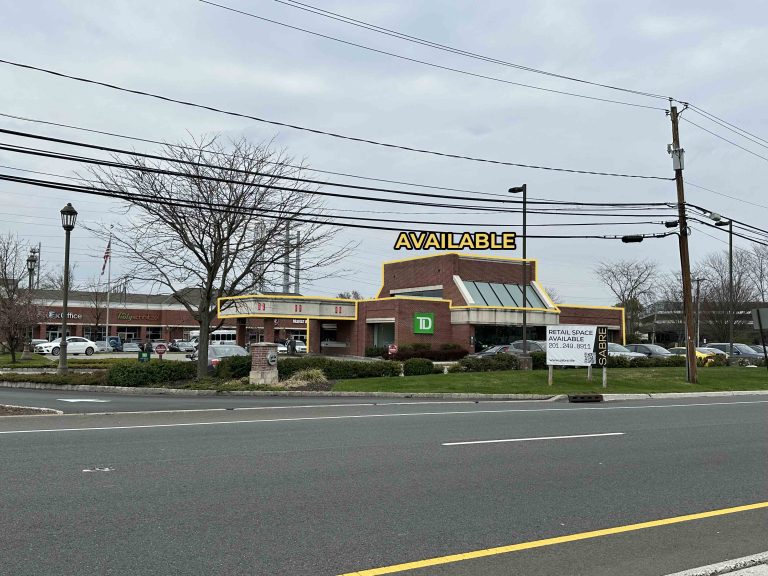 29-47 Eisenhower Parkway, Roseland, NJ – bank, freestanding building space