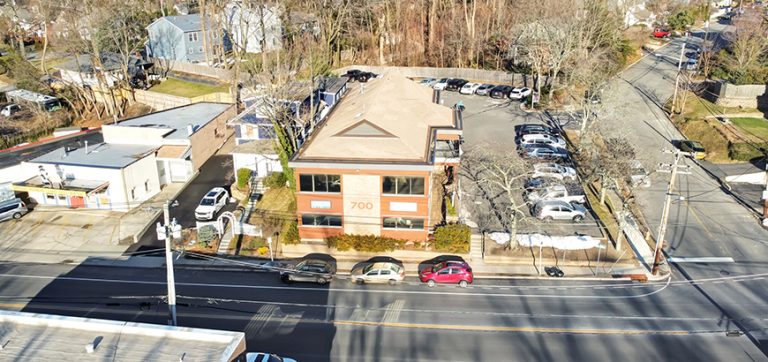 700 New York Avenue, Huntington, NY