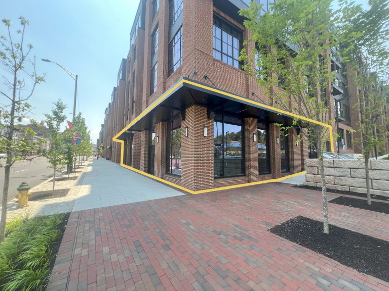 355 Broad Street, Newark, NJ – retail space